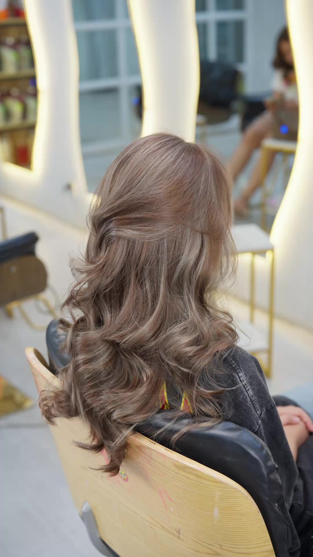@Por Por Salon
