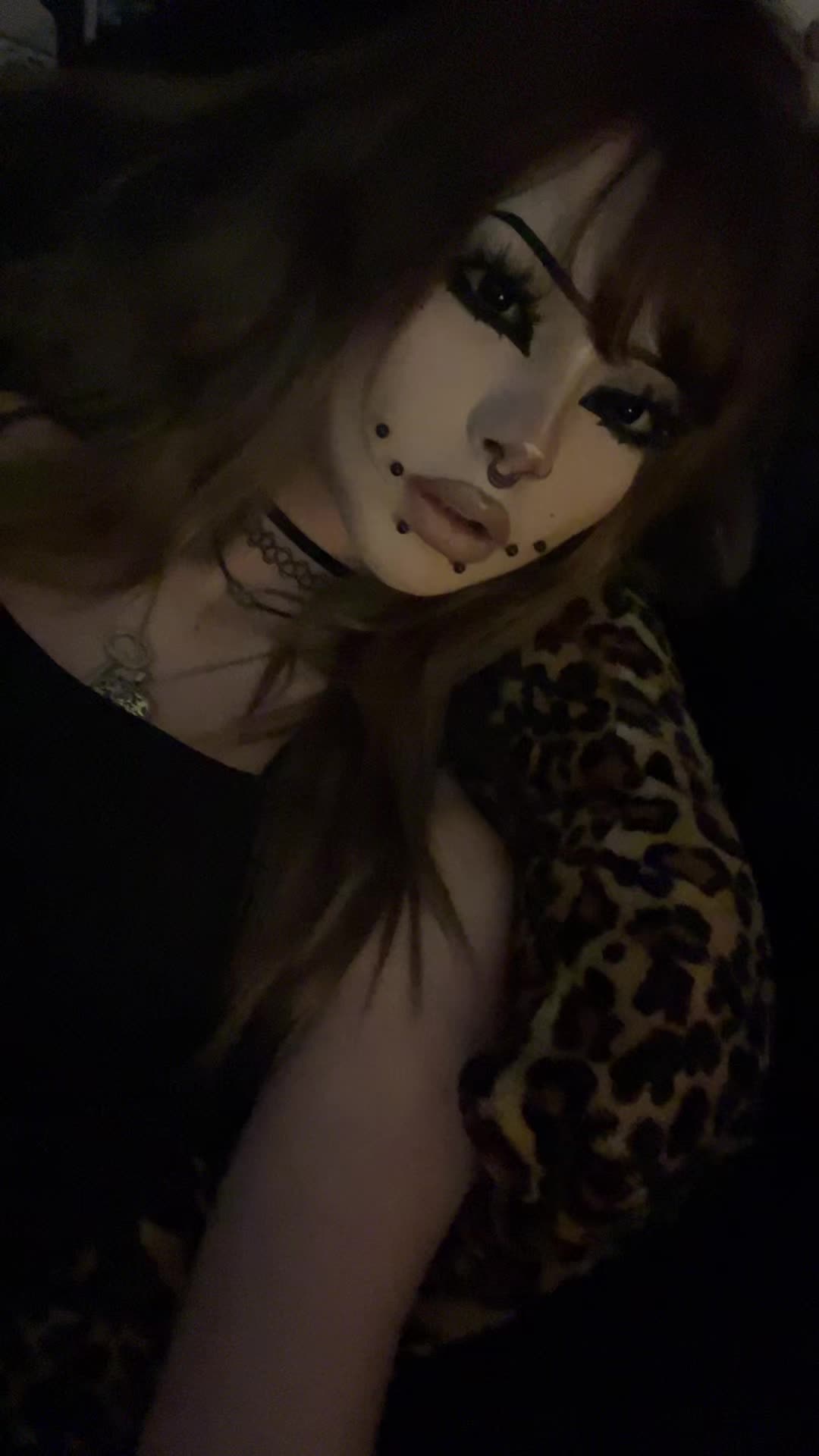 @(*´﹃`)