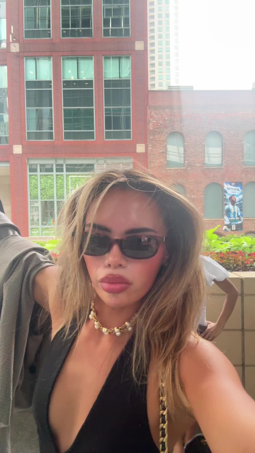 @jennahois