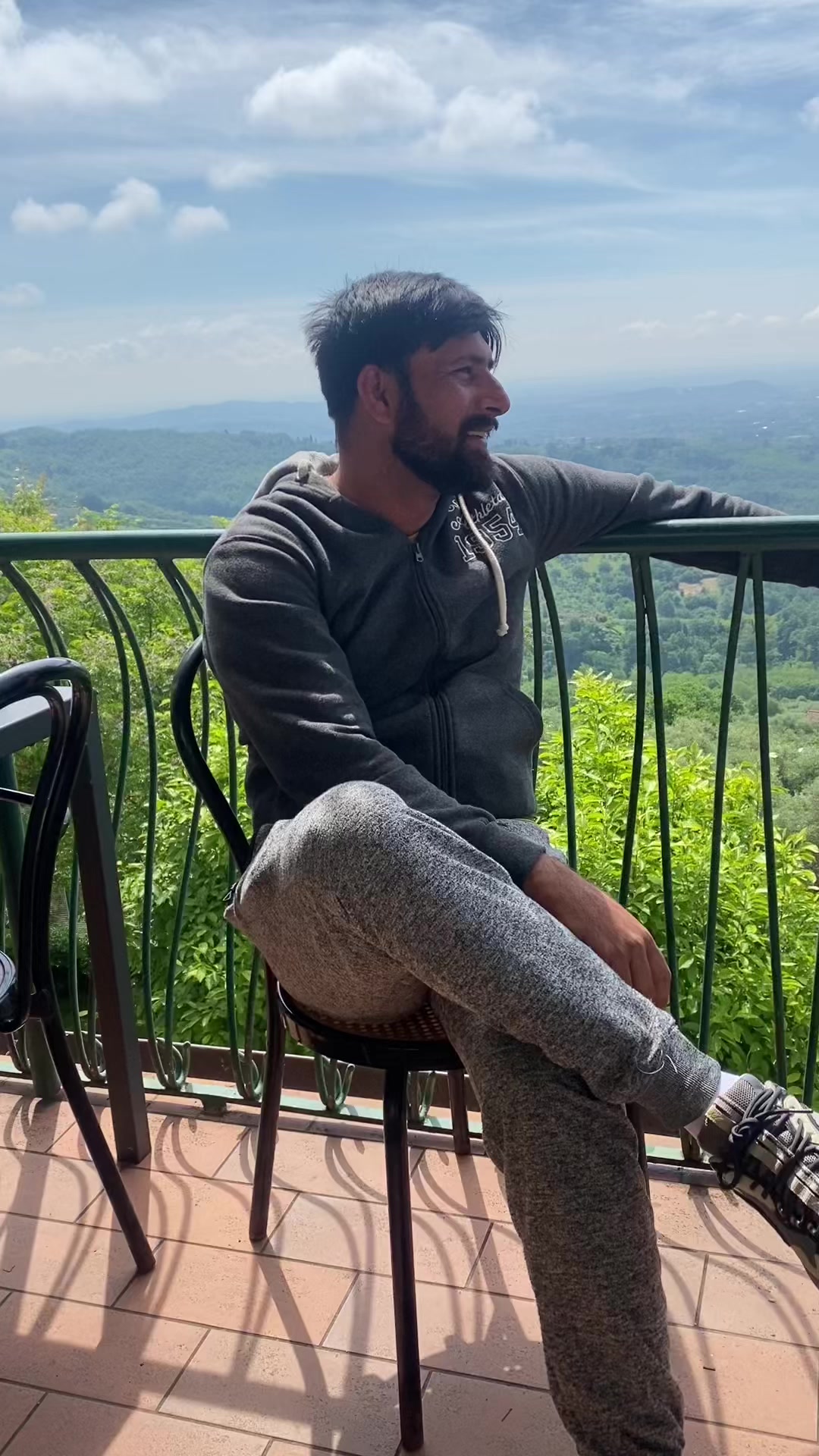 @cH🎠imran Ali  Bhatti 🥷🏻🫂🤫