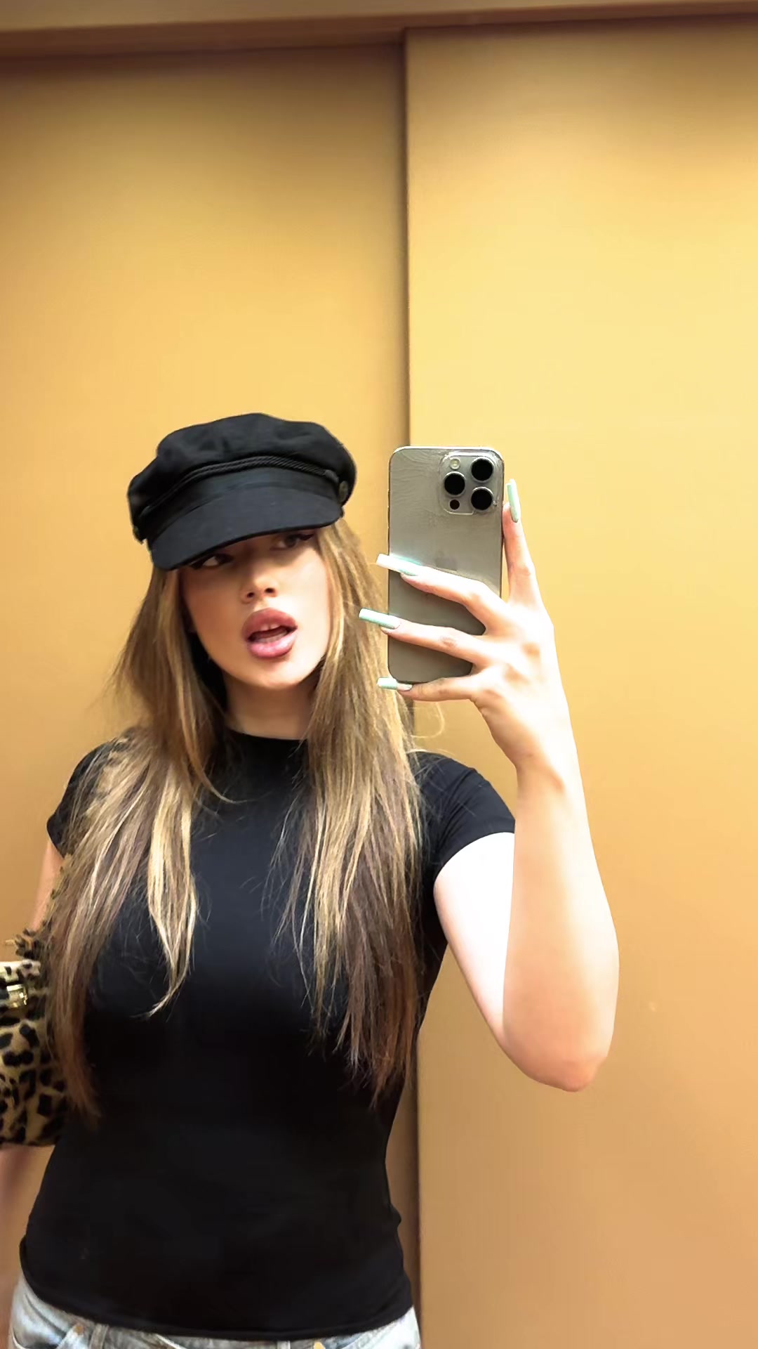 @akyuliychофишиал