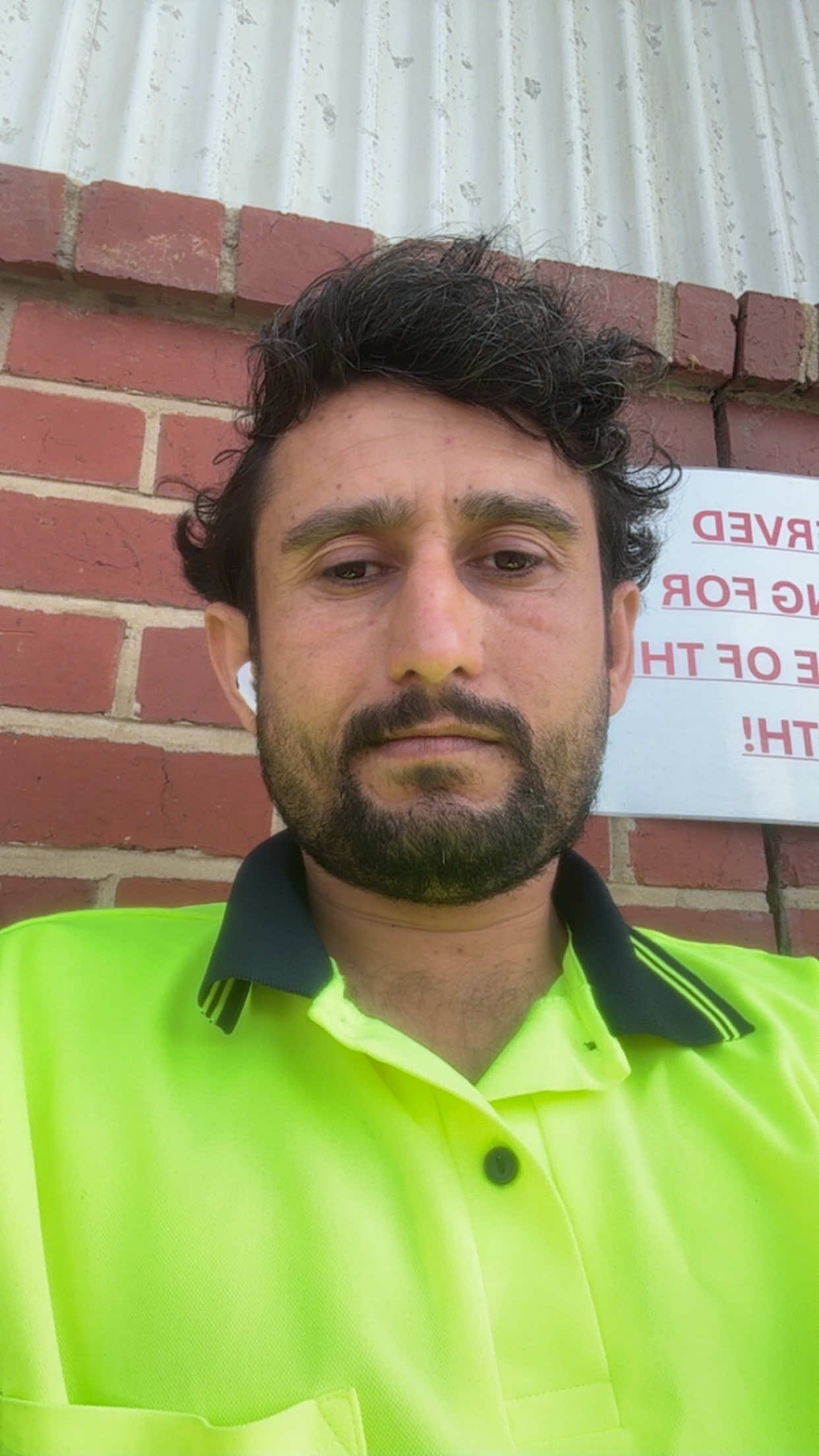 @Zia_Khan