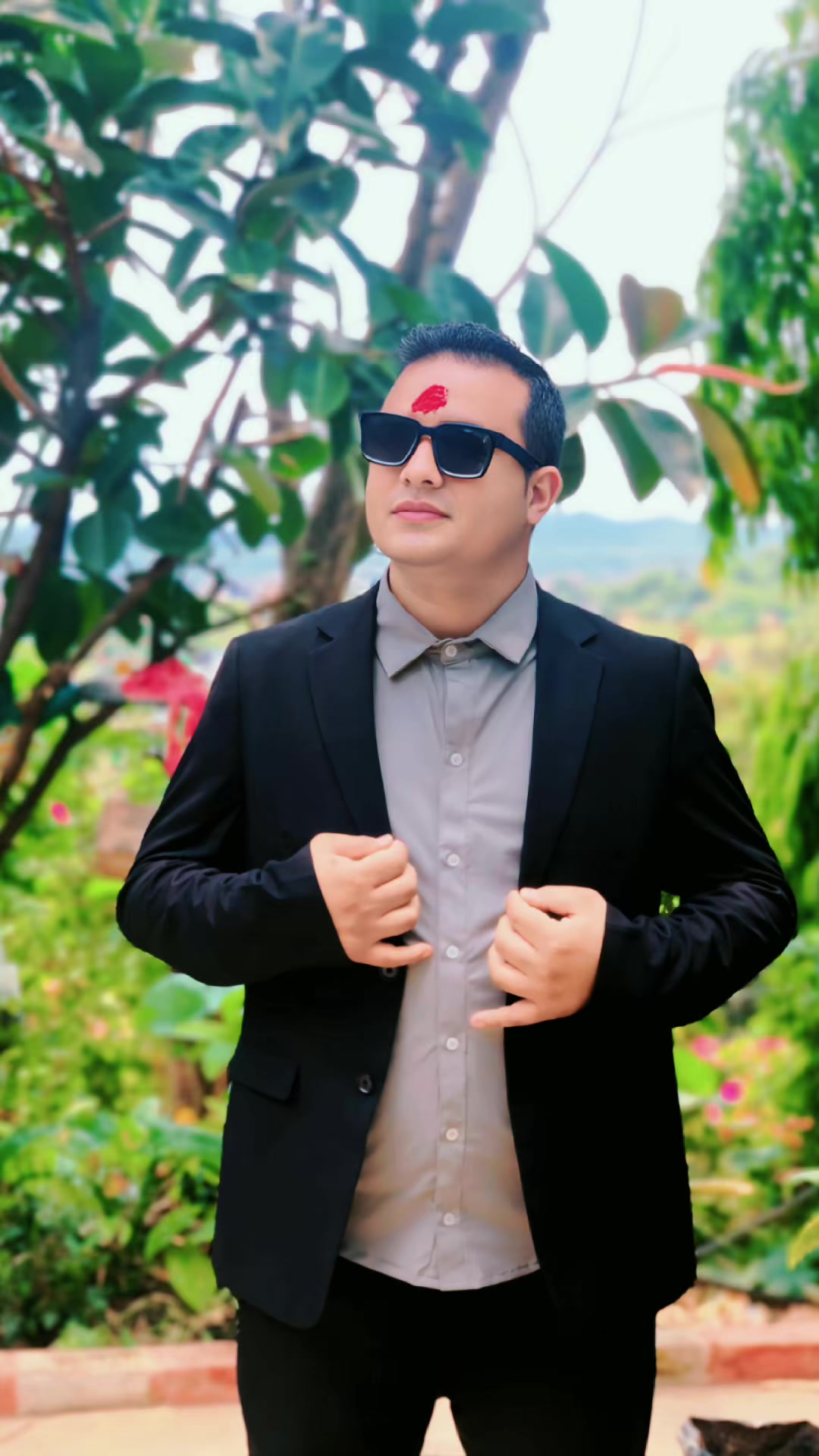 @MR.@राजु🧿