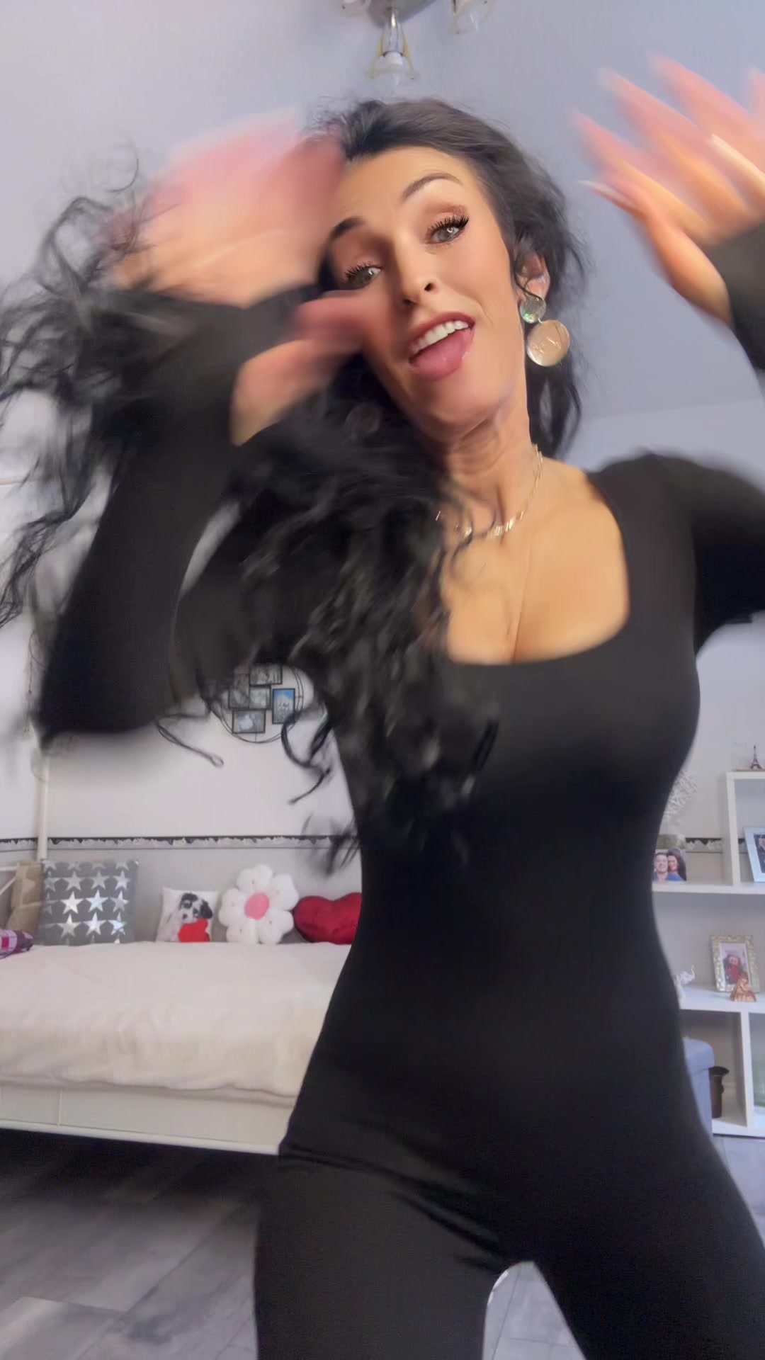 @Karolina
