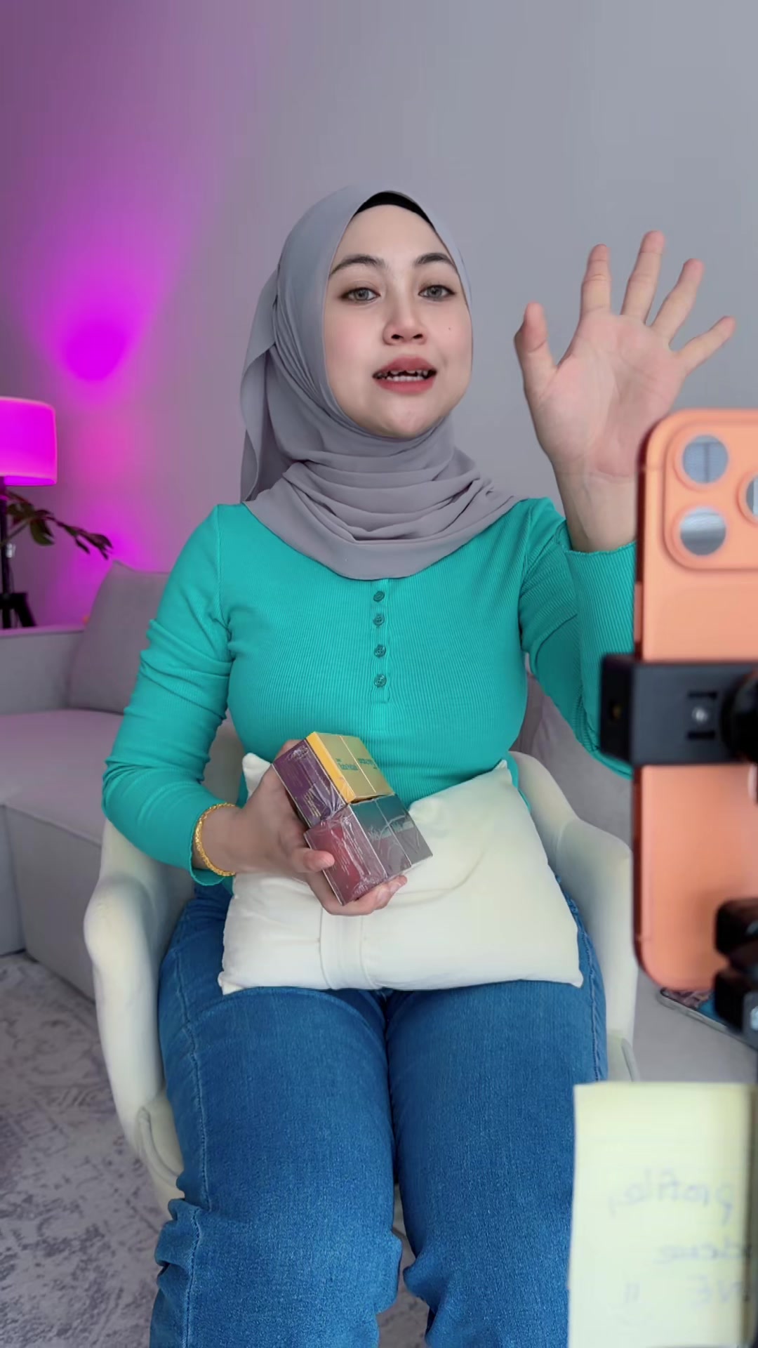 @einaaziq1