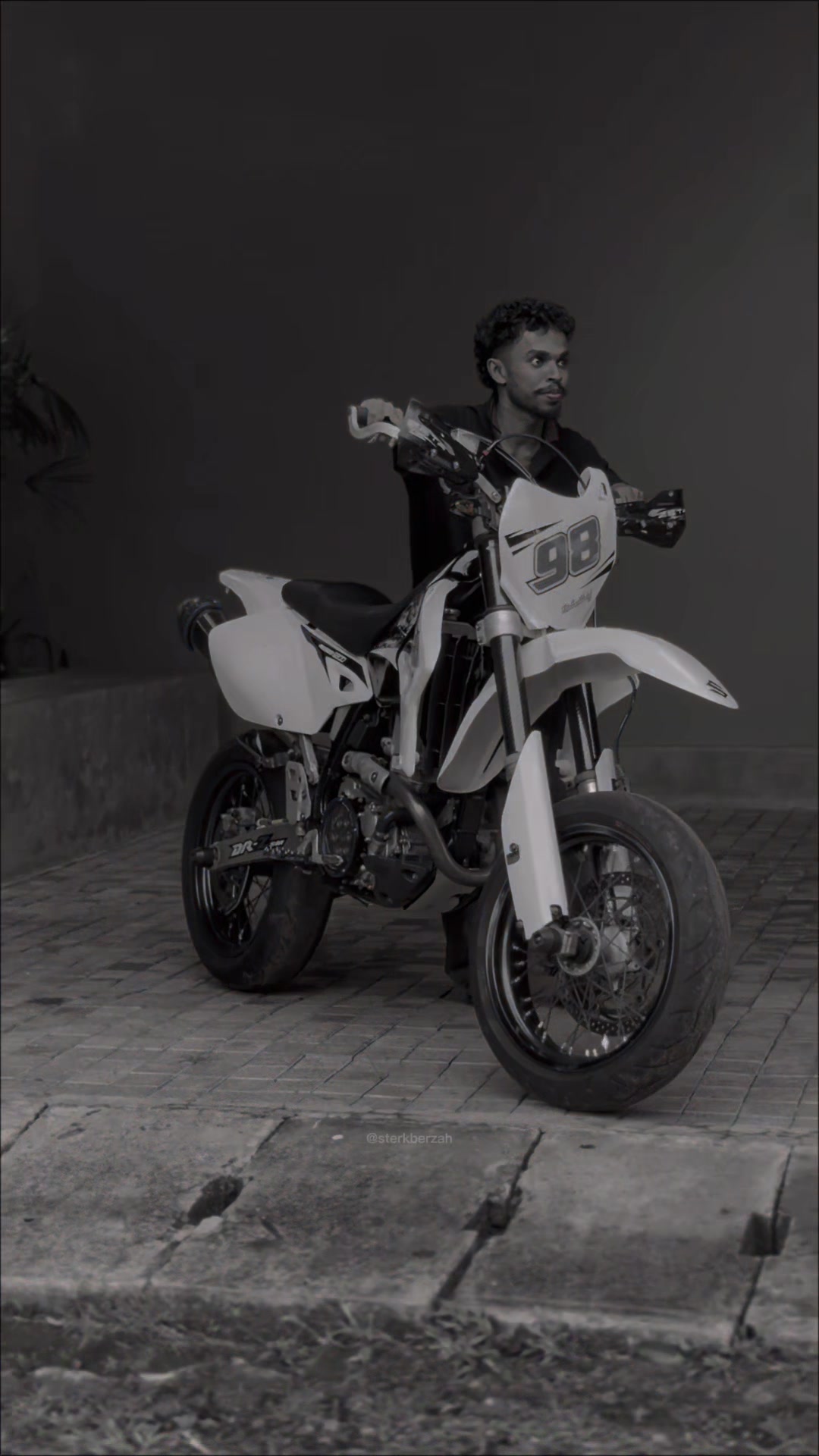 @Srilanka Highcapacity Bikes
