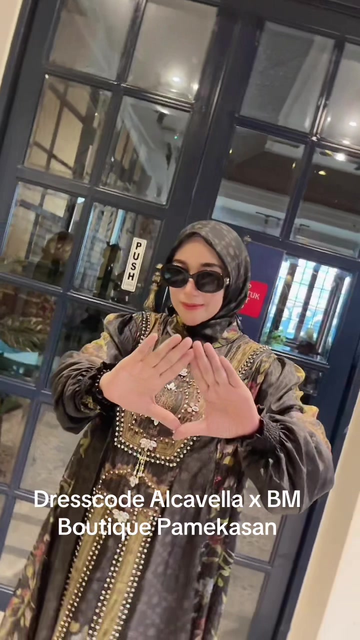 @Neyashari😇