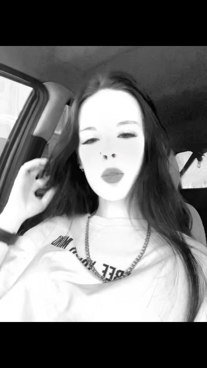 @Tᥲᴛiᥲᥒᥲ.45🖤✌🏻