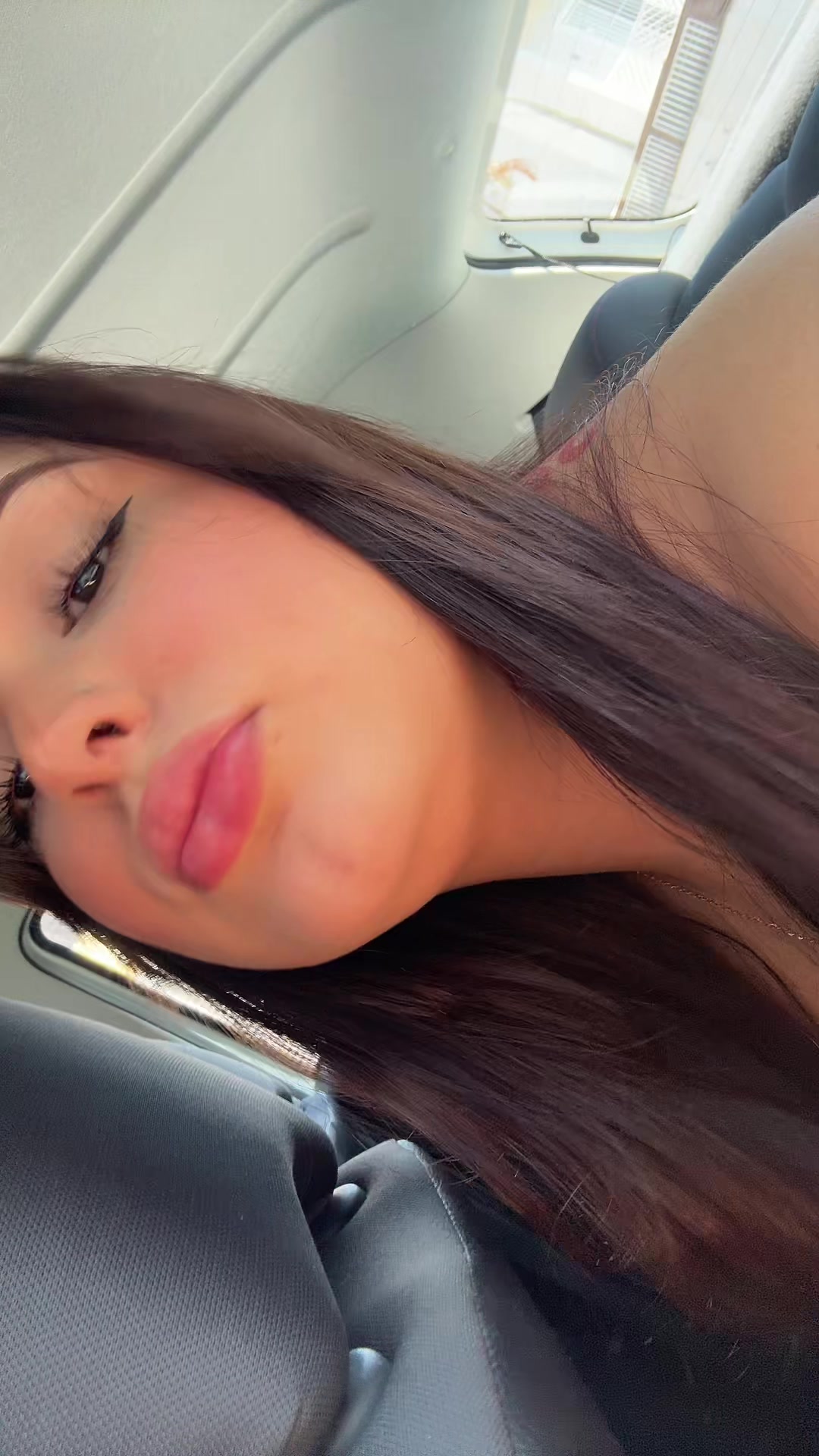 @Viana🍒