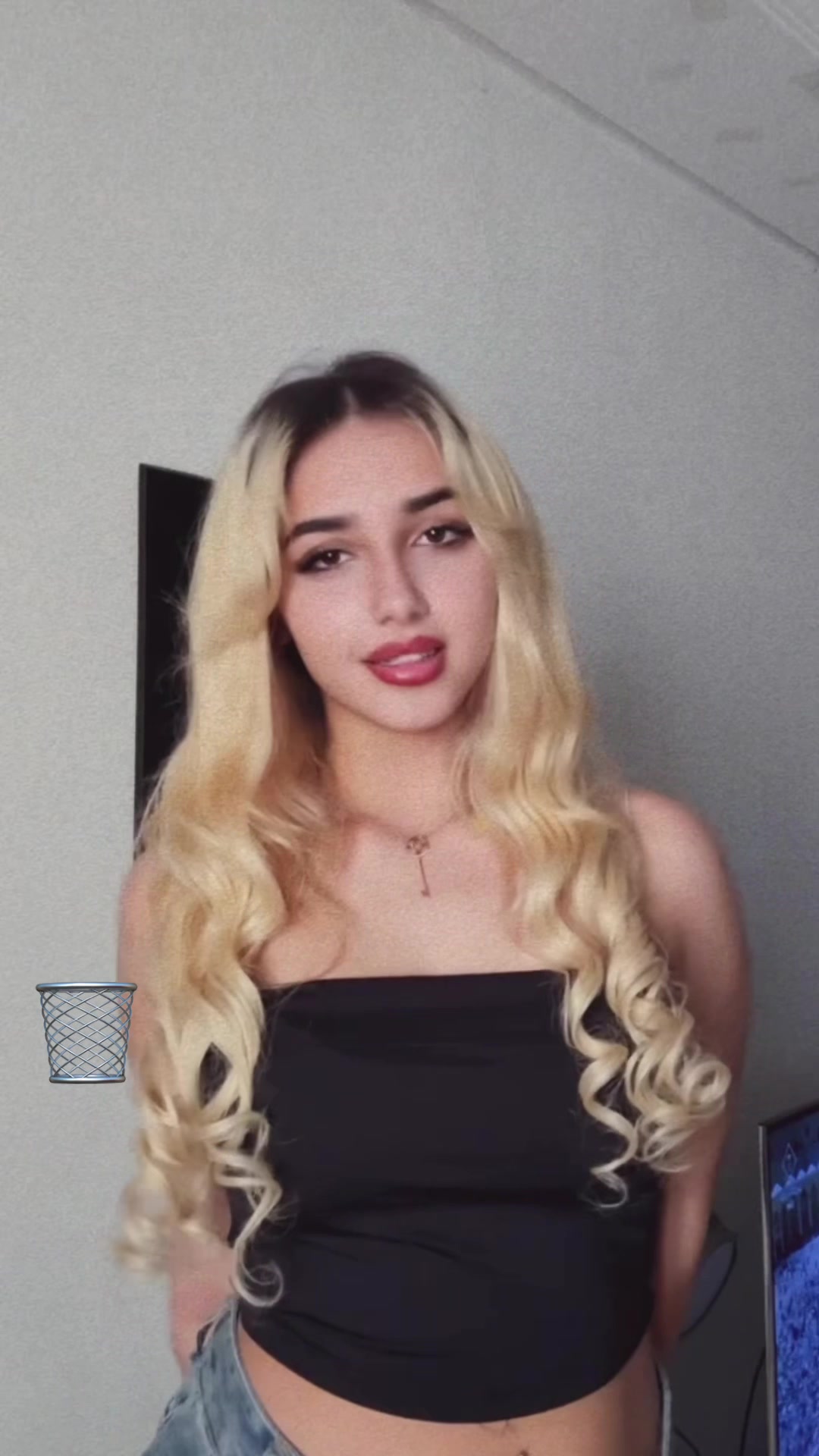 @QUEEN LINAA