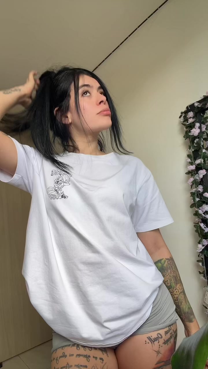 @🖤Andrea🍄