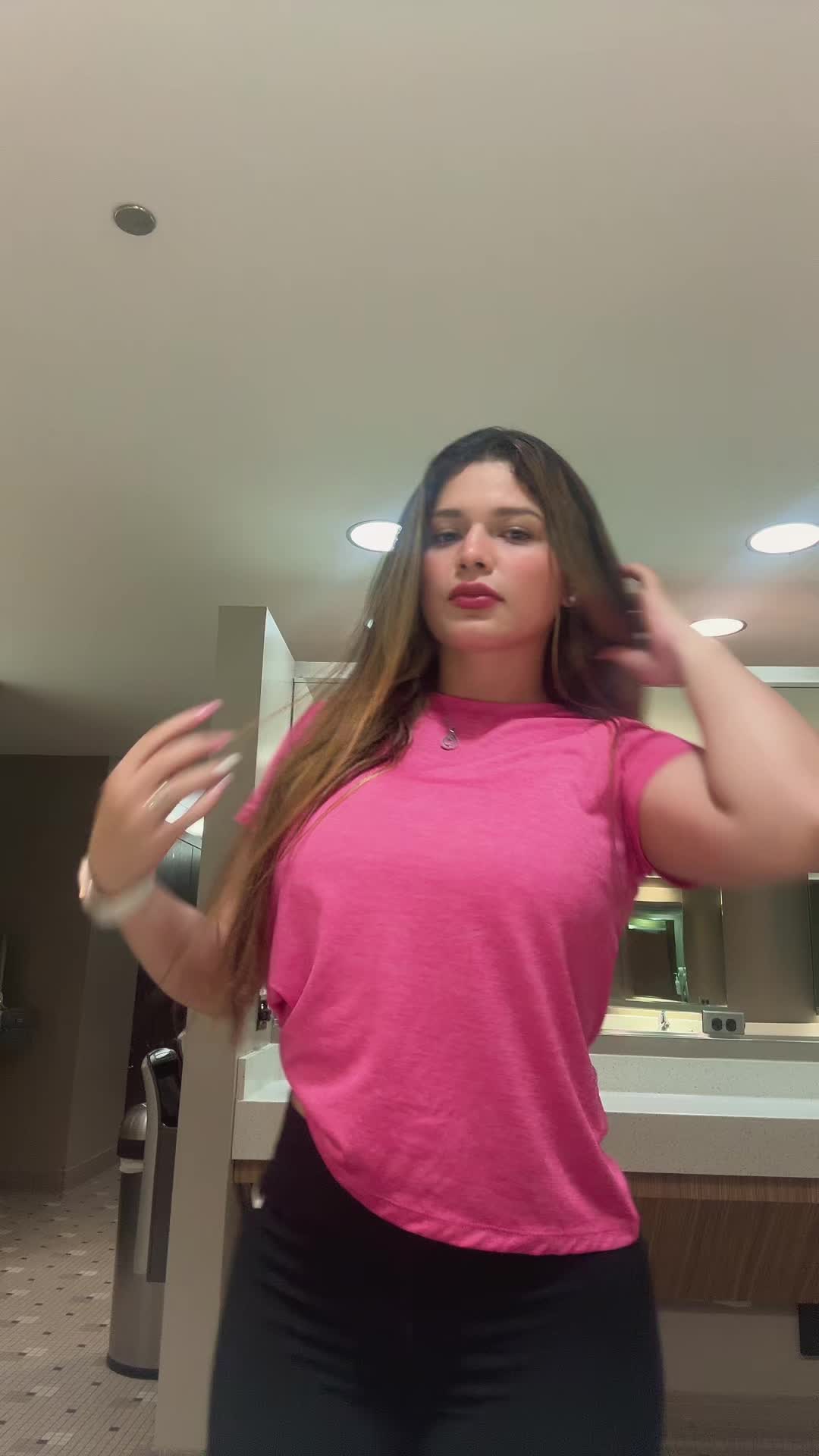 @AndreitaRamirez071🇨🇴🇨🇴