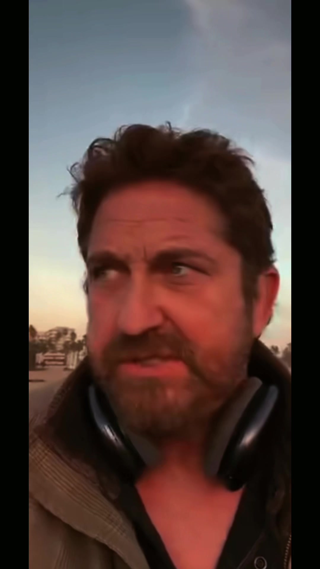 @Gerard Butler