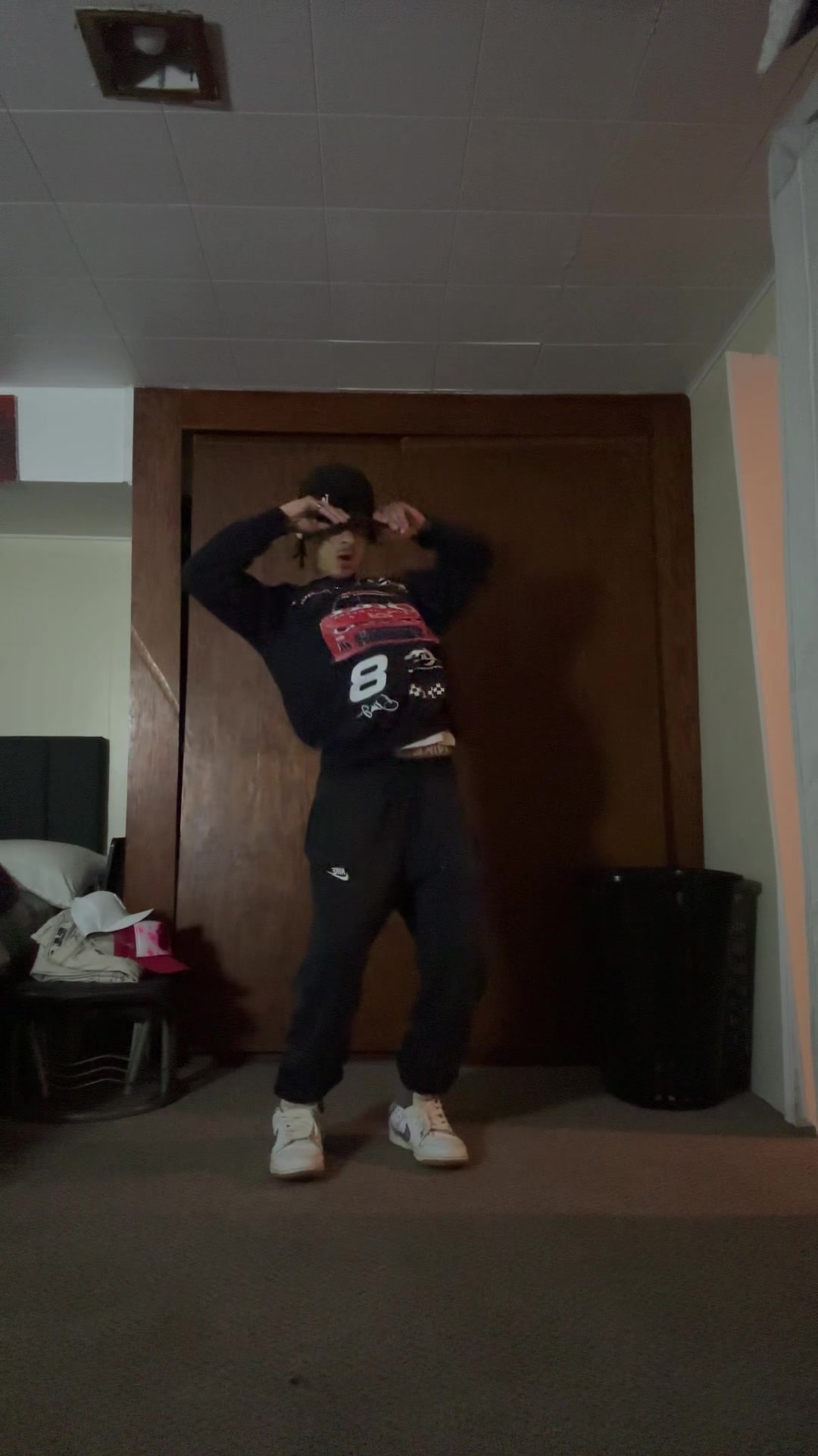 @Ddot.Dee