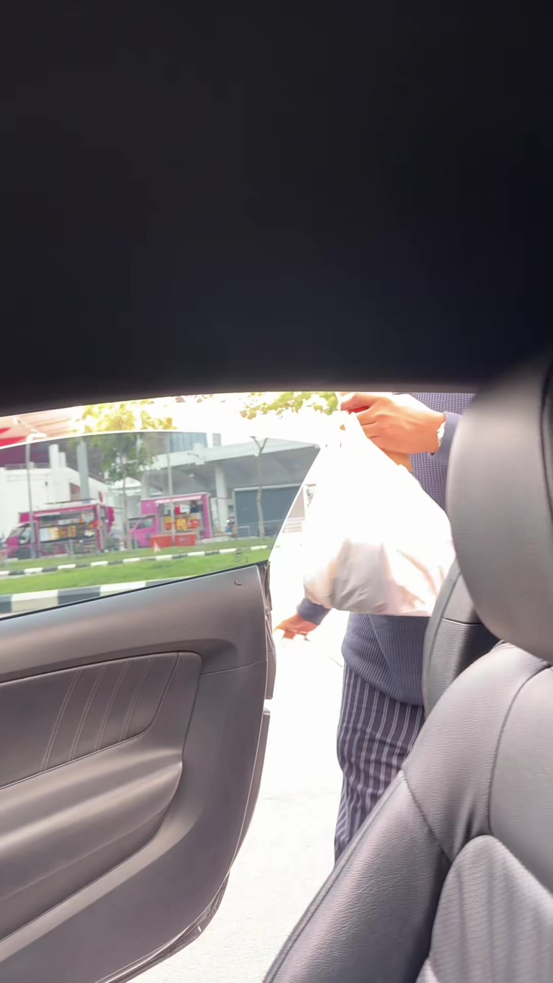 @Mas