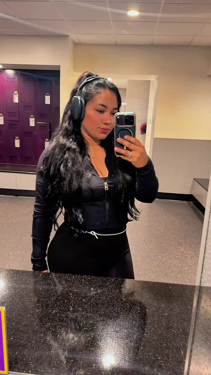@Adriana Lucero 🌷