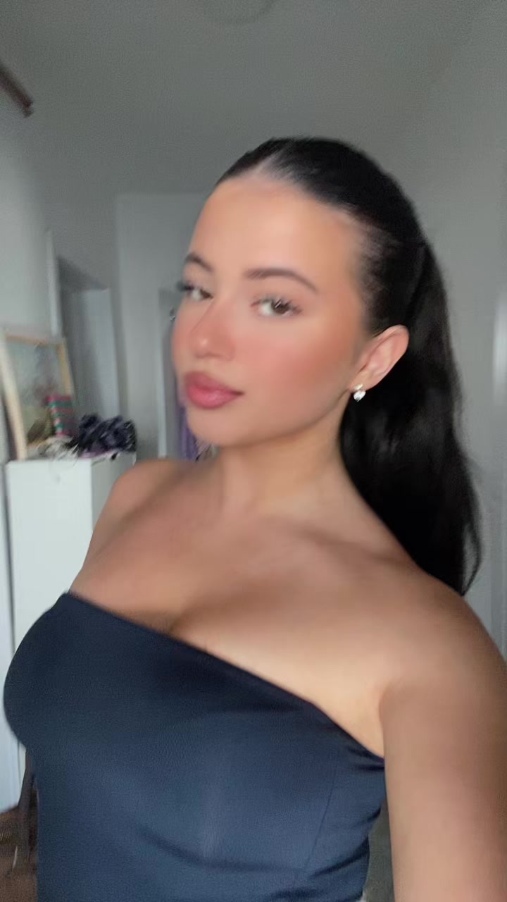 @anuuskica