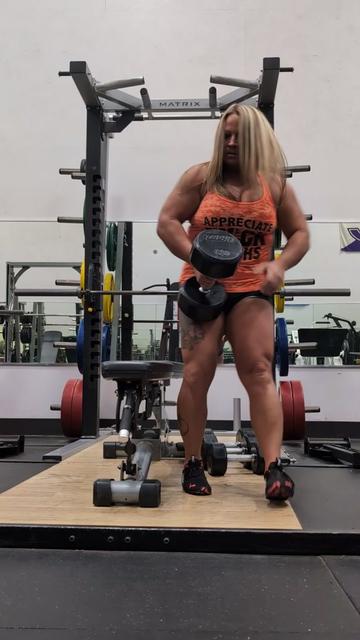 @Muscle Mommy