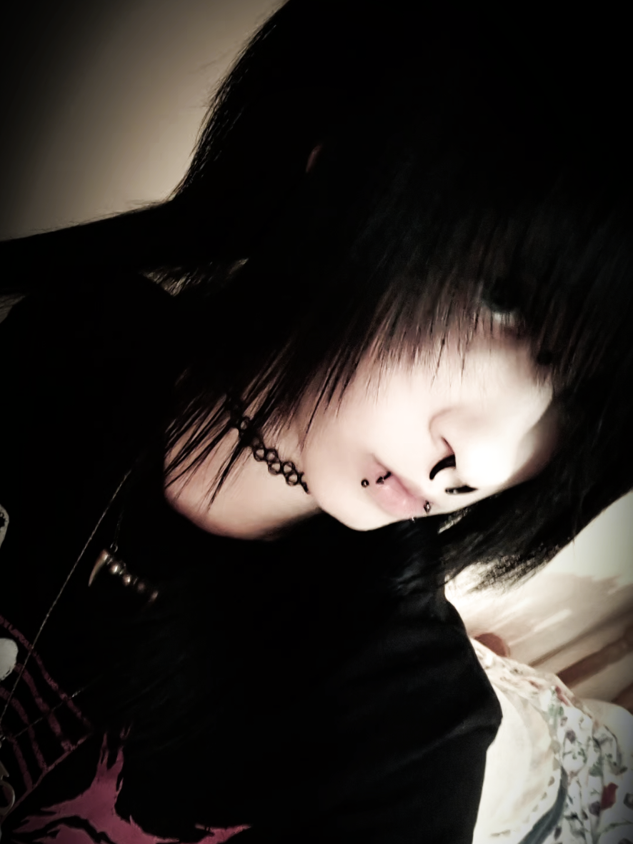 @☣︎ 𝔇𝔢𝔞𝔡𝔙𝔞𝔪𝔭 ☣︎