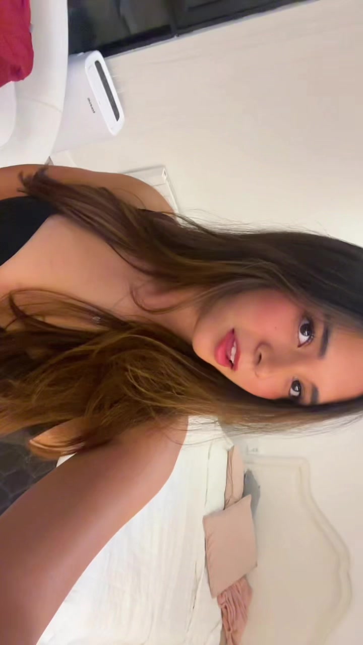 @Abril