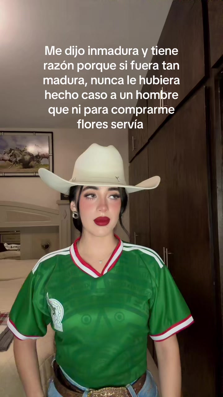 @𝑁𝑎𝑡𝑎𝑙𝑖𝑒