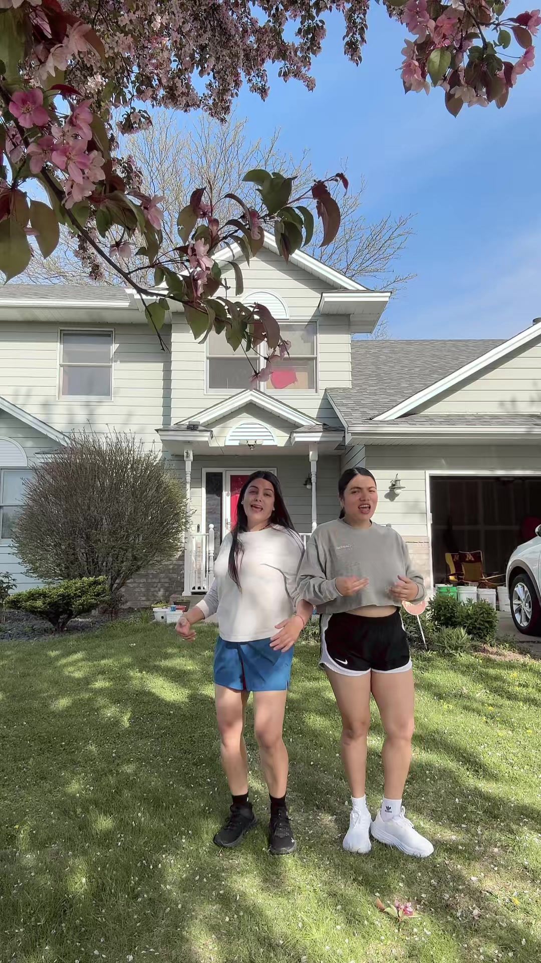 @Sujata Upreti 🧿🇳🇵🇺🇸