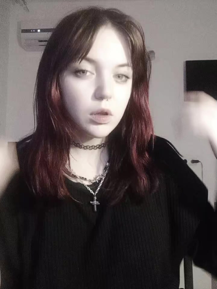 @<3