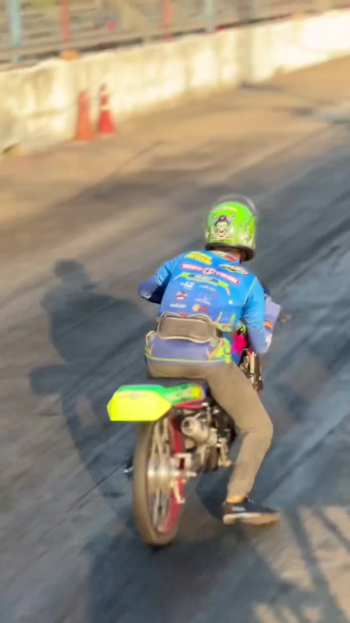 @BLUEICERACINGTEAM