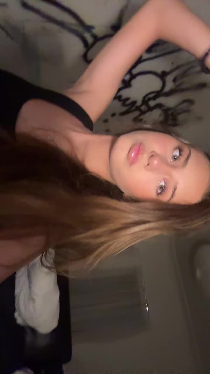 @t0va_gqt