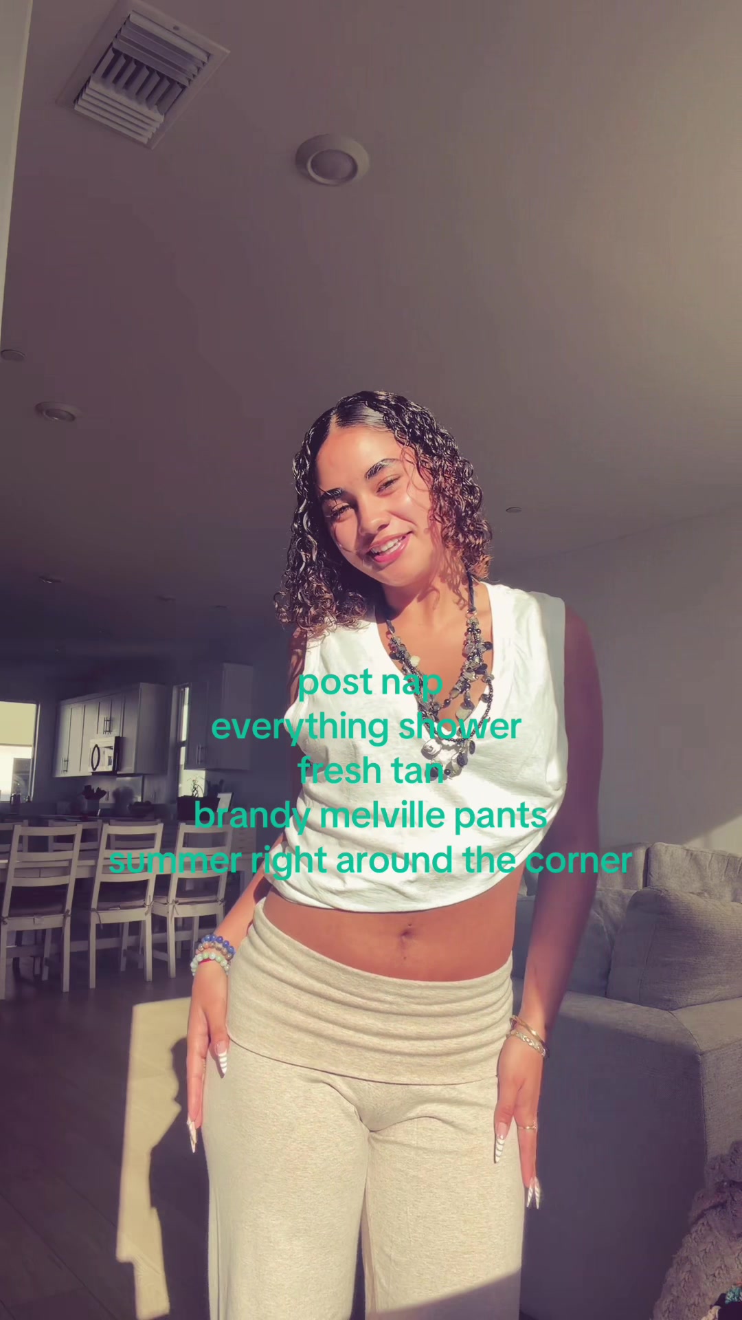 @thealexamontes