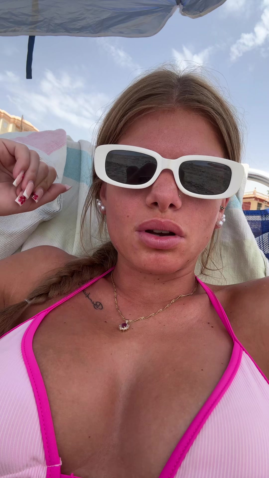@em4ly_26