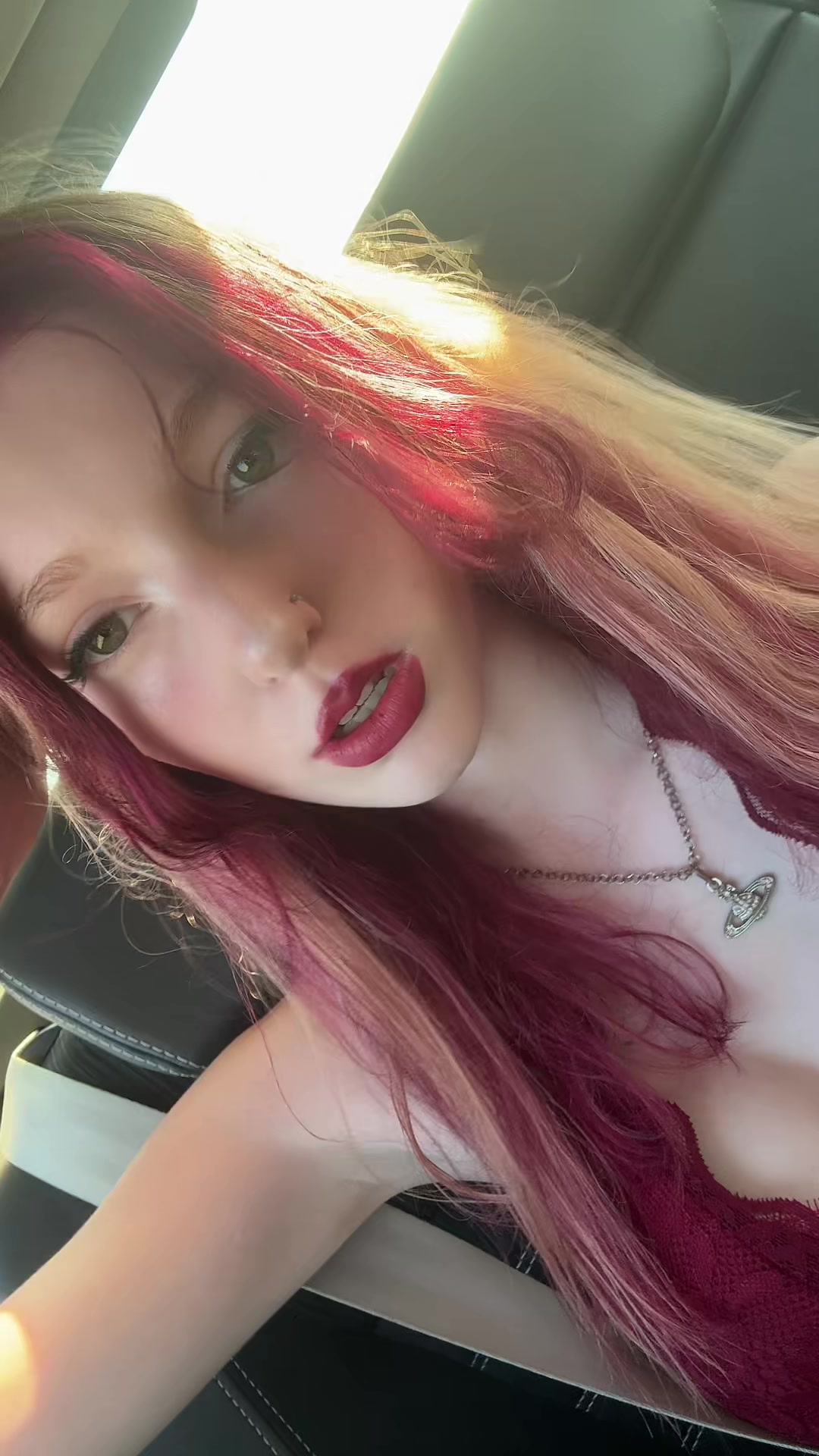 @𝒜𝓁𝒾𝒸ℯ