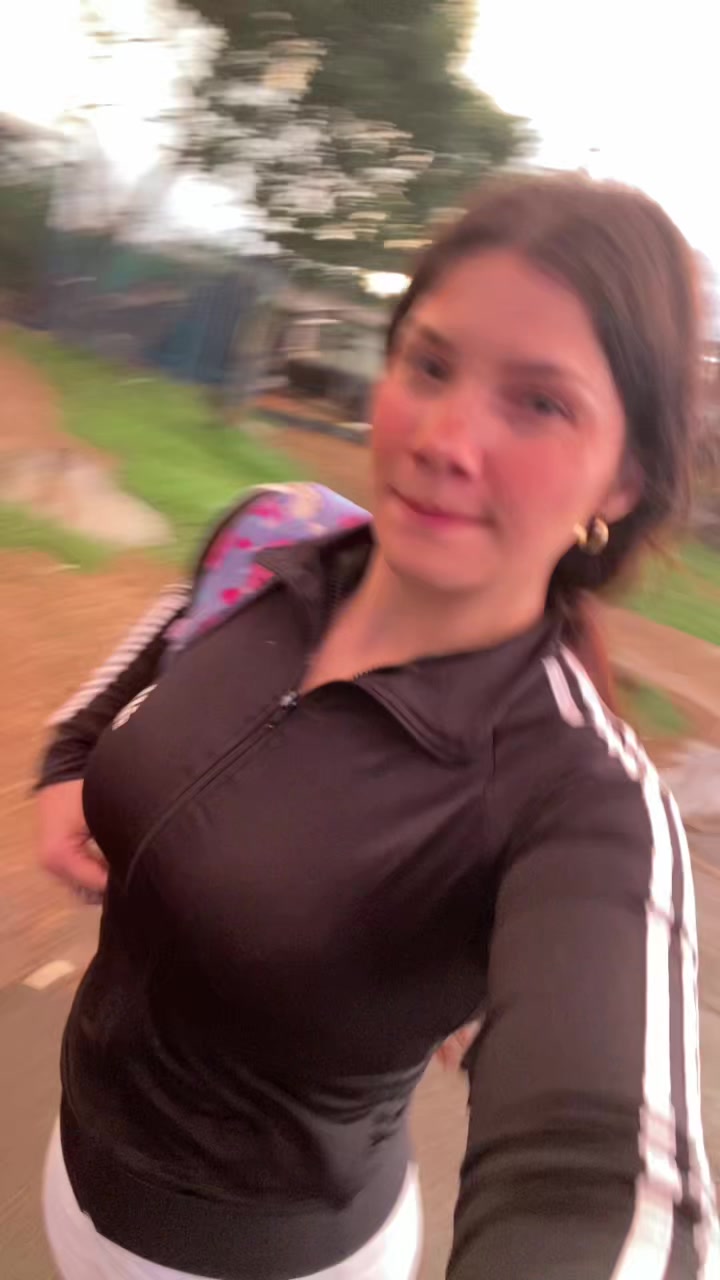 @Correa correa🍓💙❣️✨