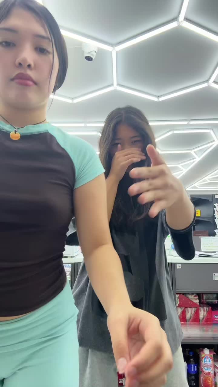 @🇬🇺