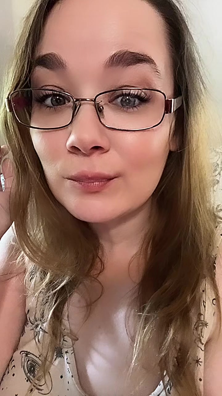 @MelissaIsLoud