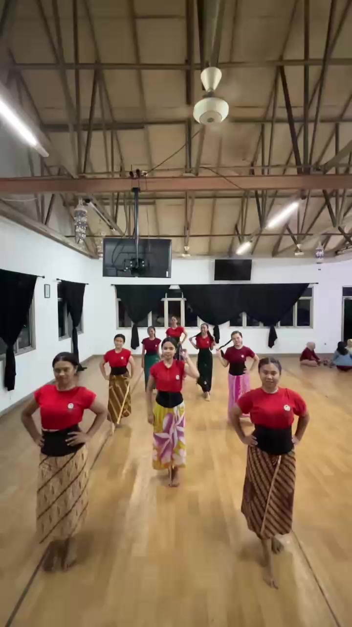 @🫧