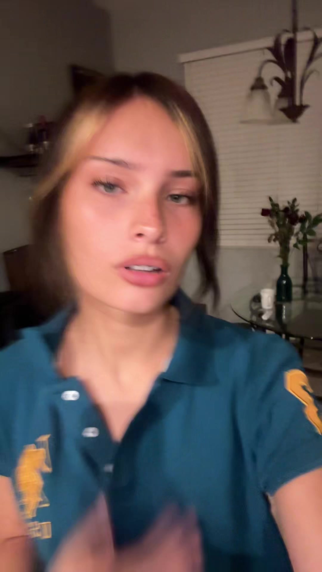 @:3