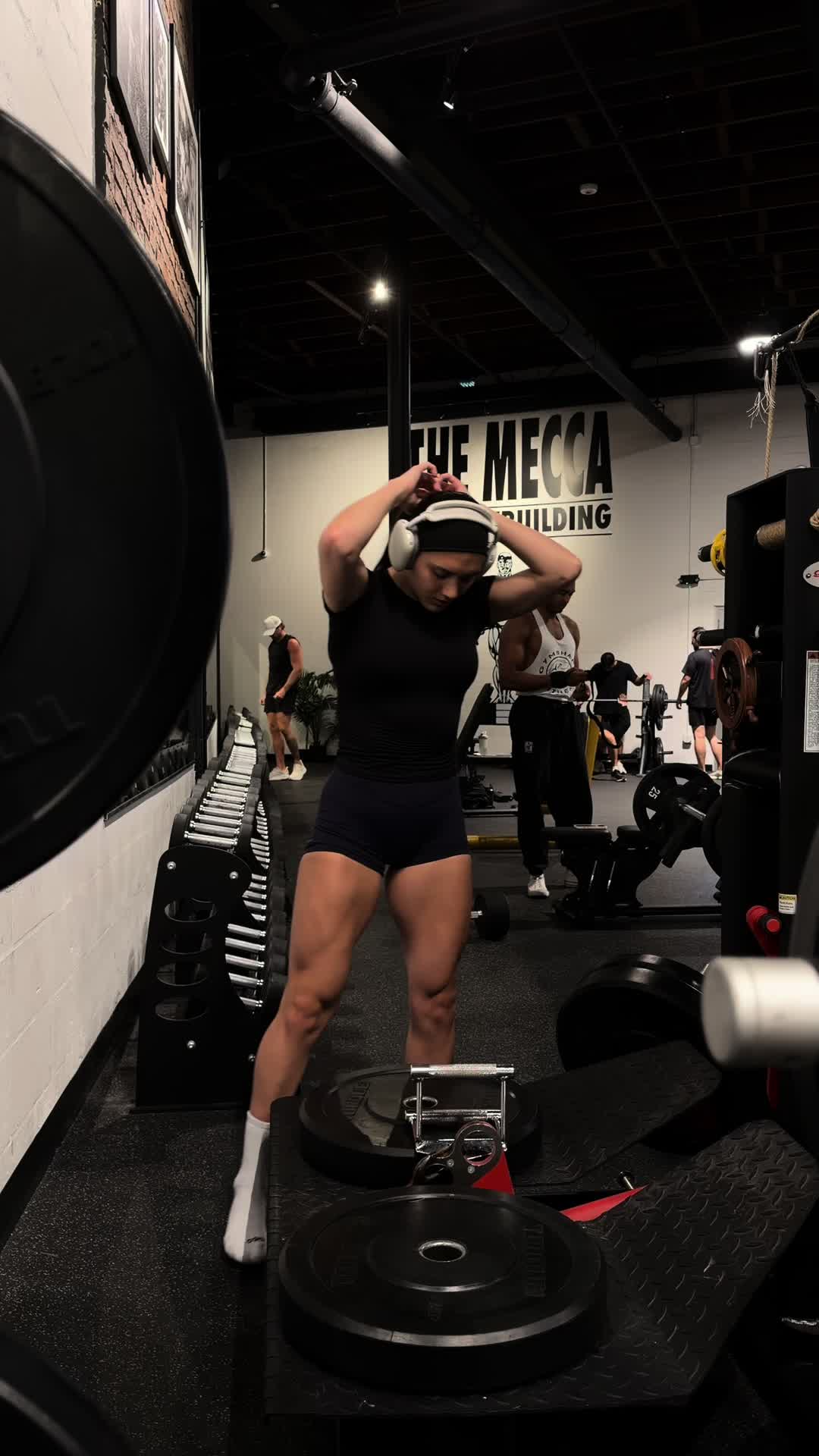 @GIANNA🤍 | IFBB Bikini Pro