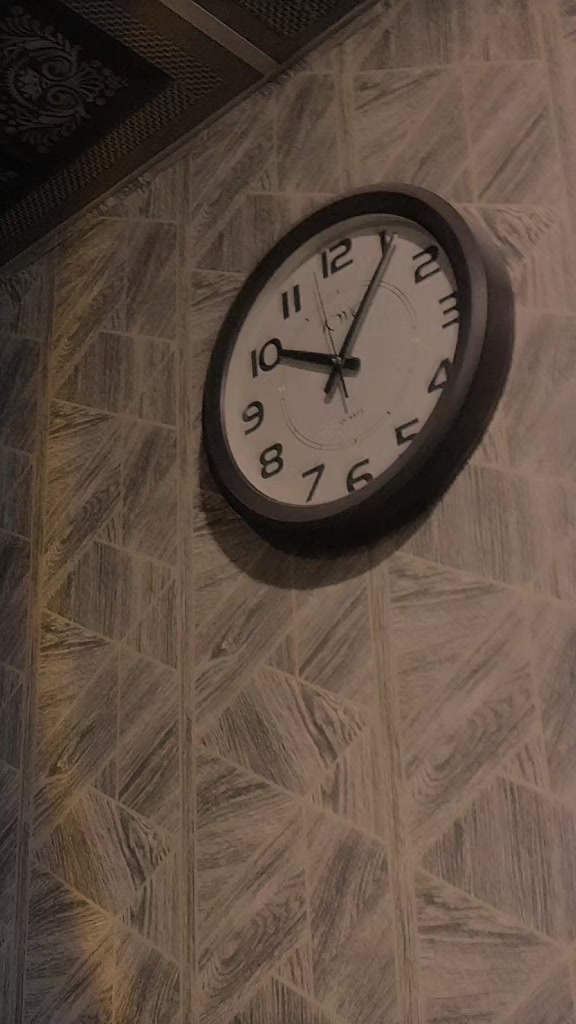 @🥰  FaiSalAbAdi QuEeN 👑👑