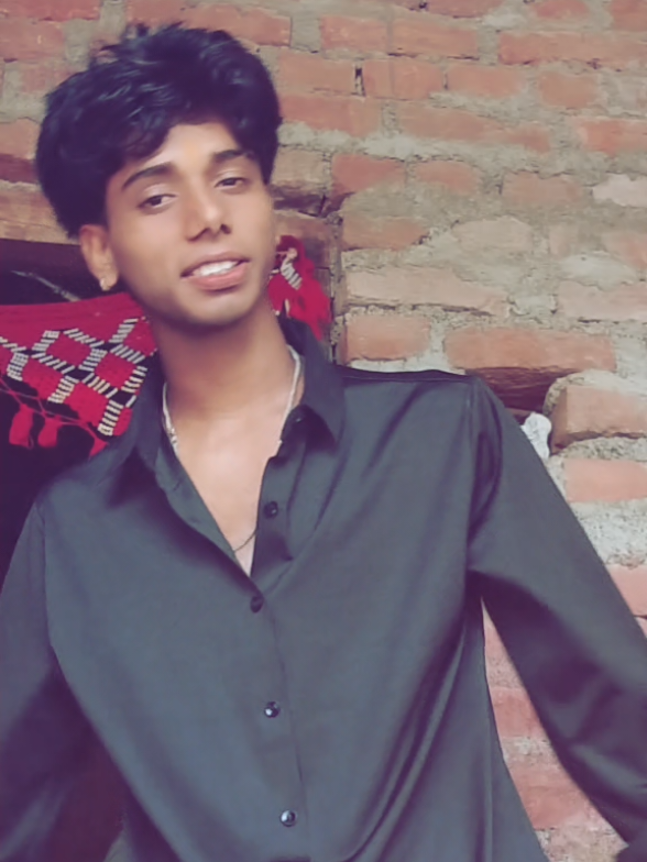 @_रतन यादव 🧿🖤