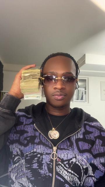 @Darkskinkenn