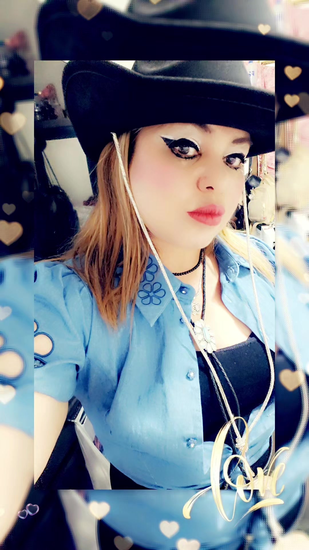@alauravarela345