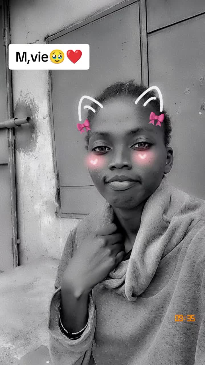 @Lucr&egrave;ce love