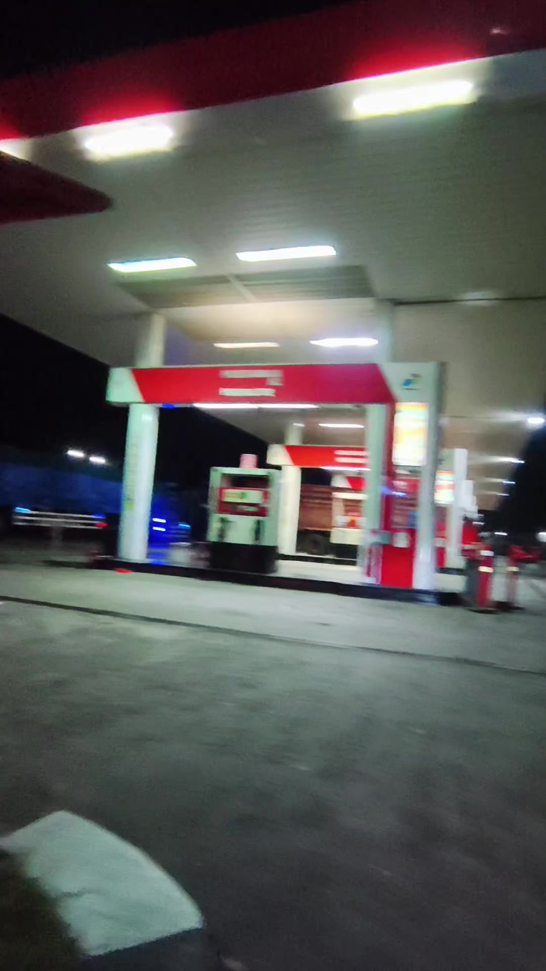 @Sebut saja R