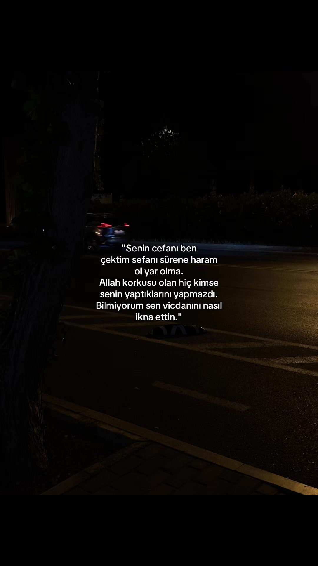 @𝓜.