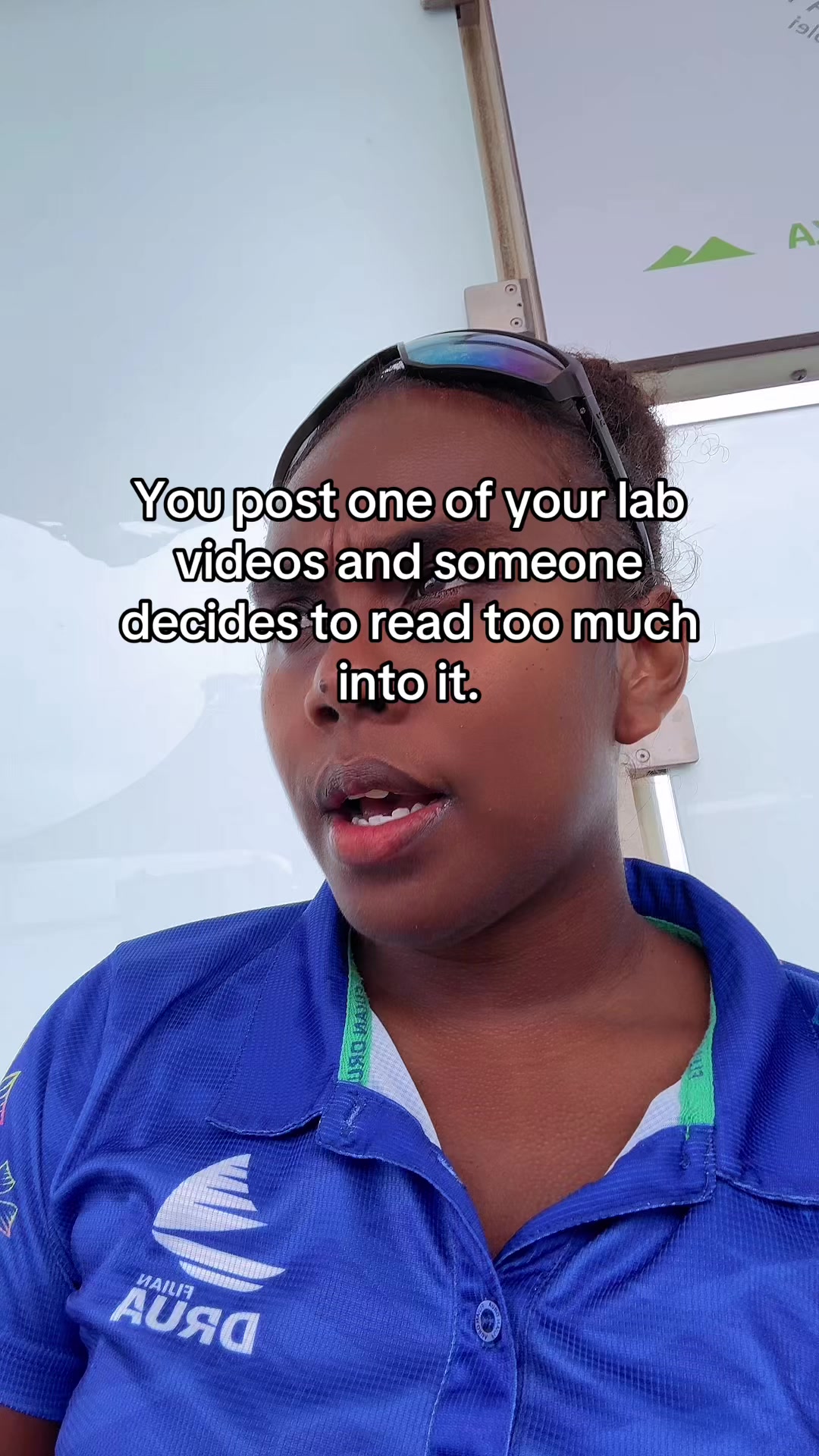@Fio