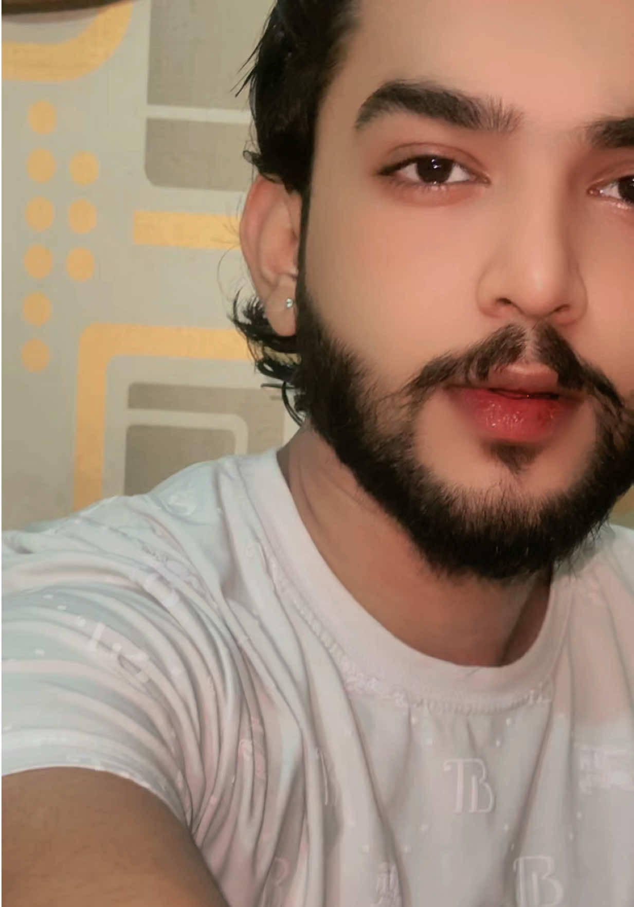 @𝐀𝐥𝐢 𝐇𝐚𝐪🚩