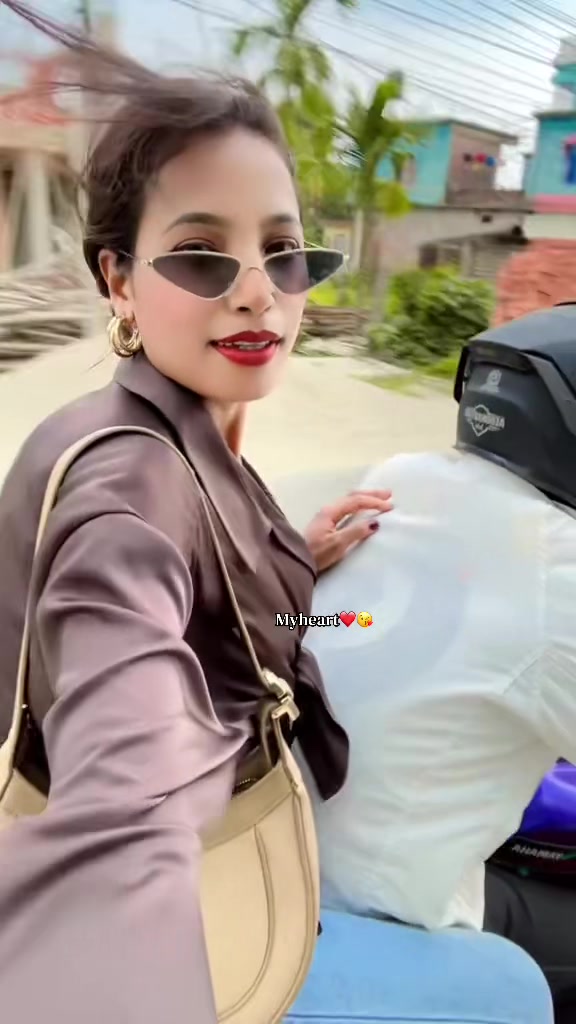 @❣️"🧿KARISHMA🫣😄🧿"❣️
