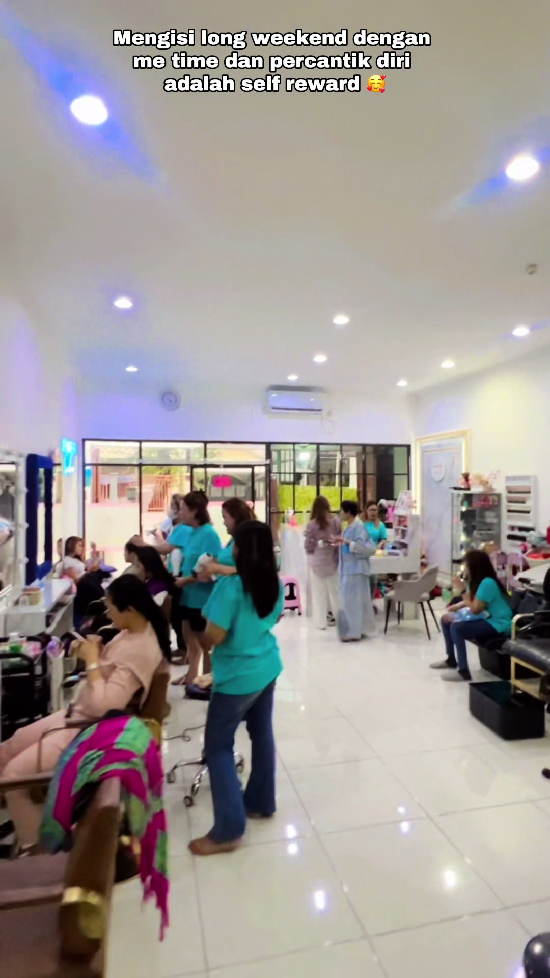 @Jennifer Salon