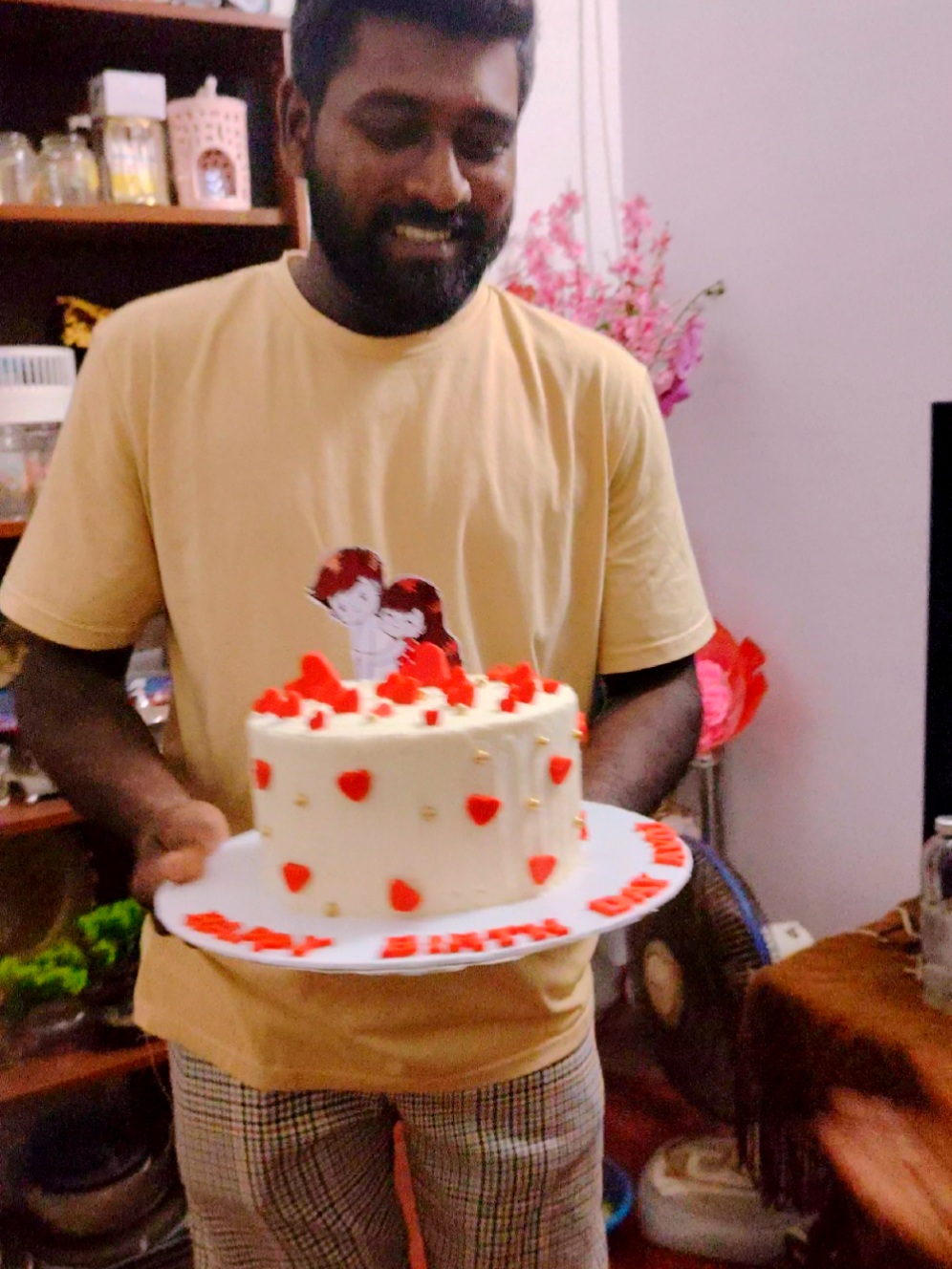 @Cake & Surprise Gifts